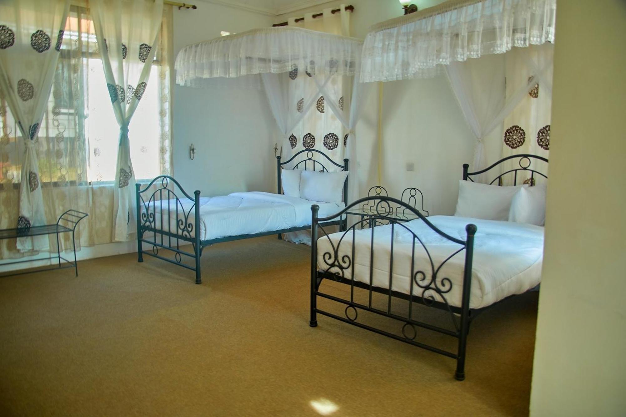 Ngorongoro Corridor Lodge Karatu Extérieur photo